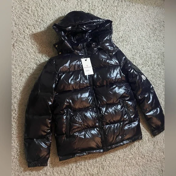 MONCLER Maya シャイニーブラック 2 フード付き Moncler - Moncler Maya short down jacket black - The Corner